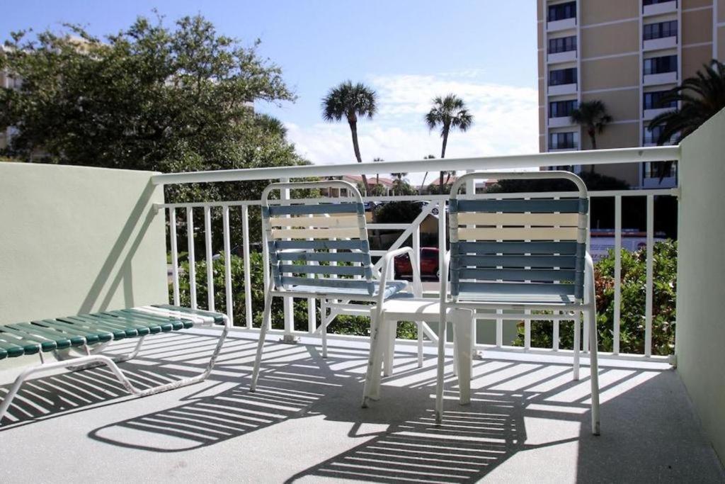 Chart House Suites And Marina Clearwater Beach Exterior photo