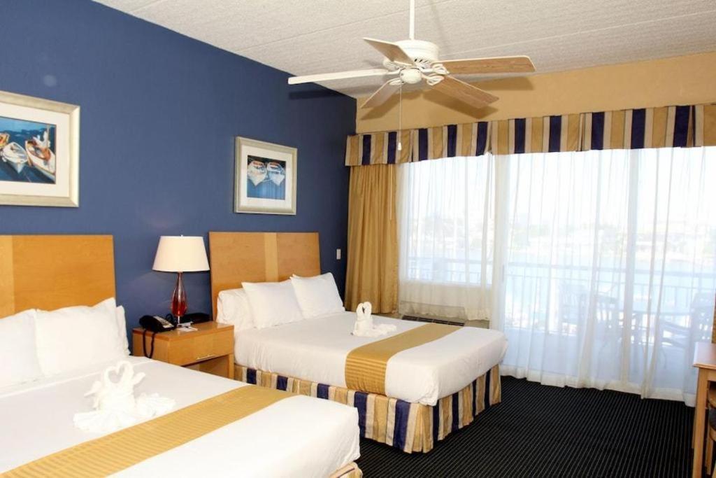 Chart House Suites And Marina Clearwater Beach Exterior photo