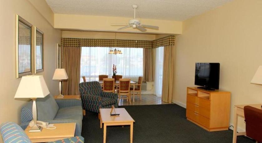 Chart House Suites And Marina Clearwater Beach Exterior photo